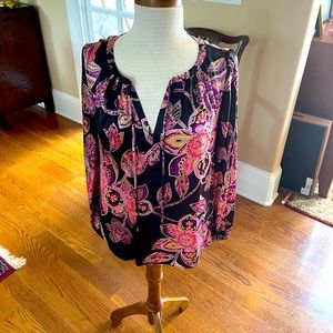 Alice & Trixie NWT 100% Silk Top-Size M